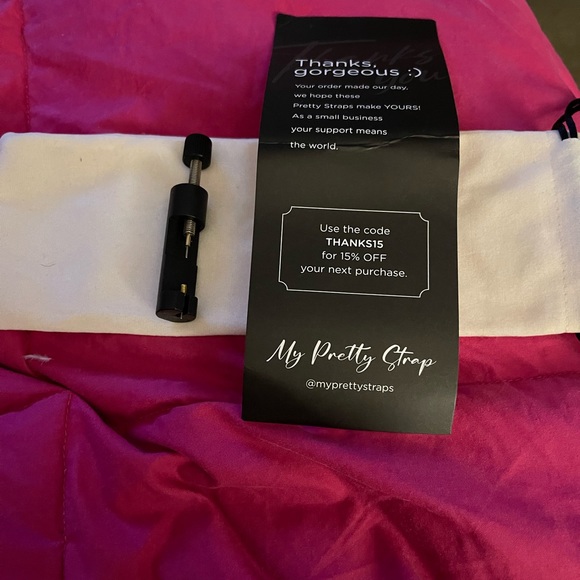 Gold & Silver Apple Watch Bands - Picture 7 of 7